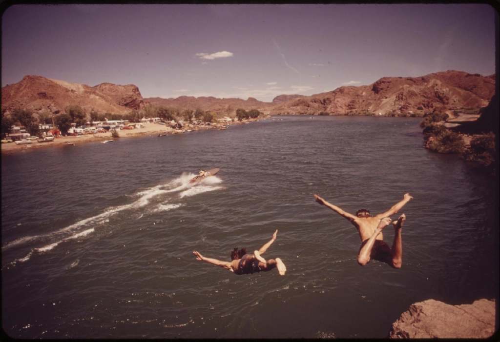 Diving Colorado River 'Parker Strip,'