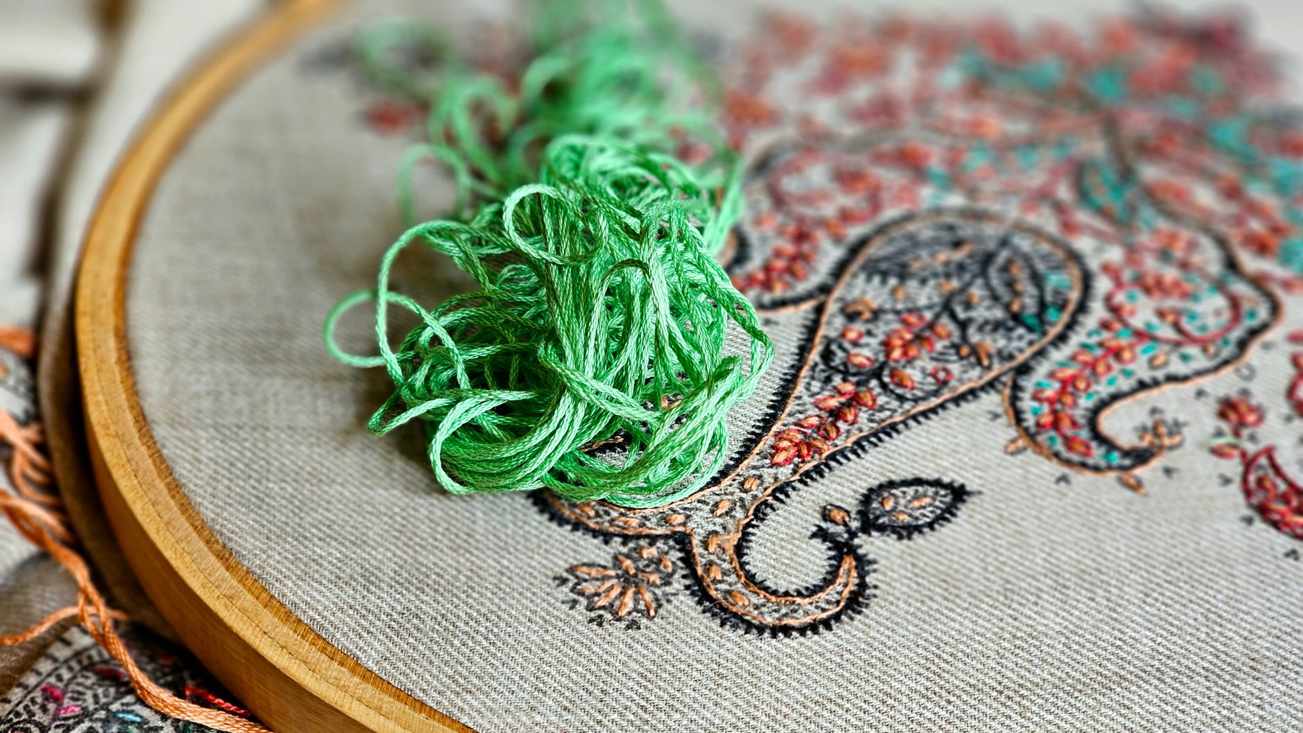 How to Stop Embroidery Floss Tangling